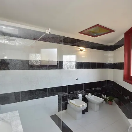 Isola Bella - Vintage *